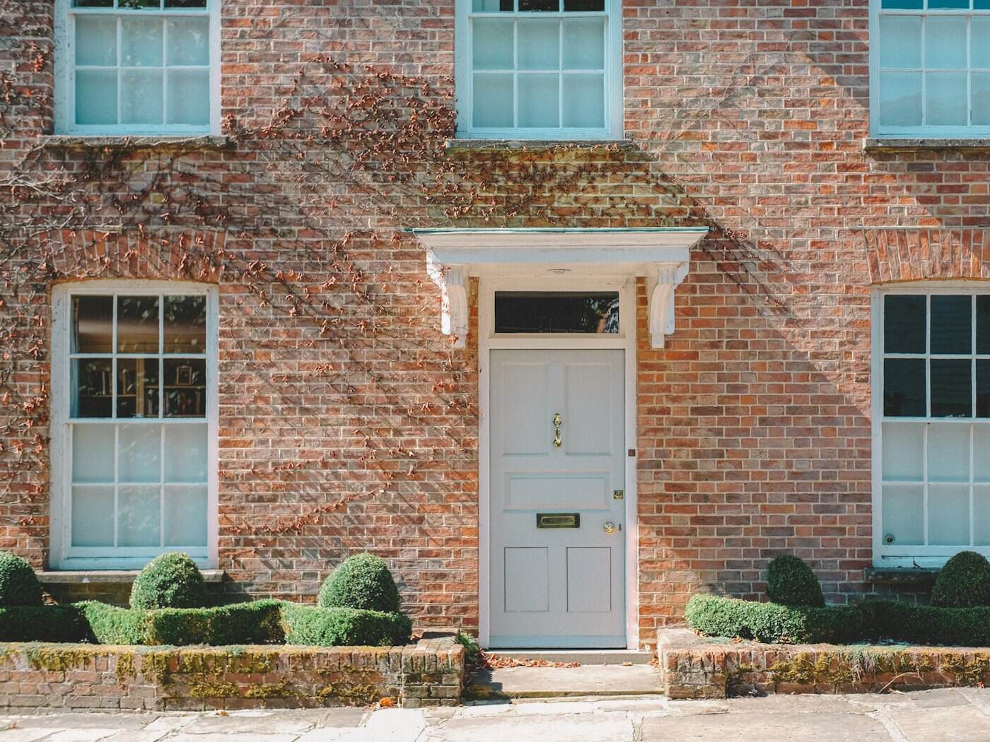 Ashworth House, Hale